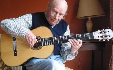 Η μουσική πιο φτωχή. Πέθανε ο κλασικός κιθαρίστας Julian Bream