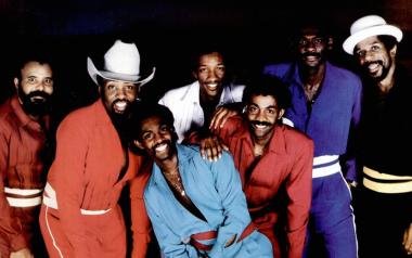 Ποια περίοδος των Kool and the Gang σας αρέσει; η  φανκ του '70 ή η ποπ σόουλ των 80's
