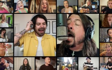 Εξαιρετική διασκευή του «Times Like These» των Foo Fighters  για τη στήριξη όσων πλήττονται από την πανδημία 