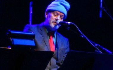 O Michael Stipe άρχισε την προσωπική του καριέρα