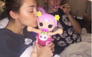 Η Miley Cyrus και οι περίεργες αναρτήσεις της στο instagram