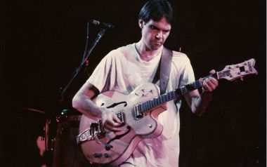 Το ... "μαγαζί" που λέγεται RocK των 80ς ...!!