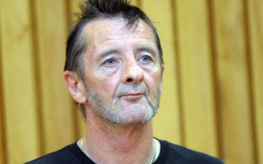 Ένοχος δήλωσε ο Phil Rudd πρώην ντράμερ των AC/DC