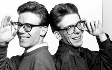 The Proclaimers - I'm Gonna Be (500 Miles) (Live 8 2005)