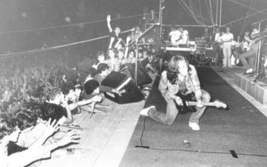 1981: 36 χρόνια πριν, ποιοι ήταν οι δημοφιλέστεροι κιθαρίστες στην Ελλάδα