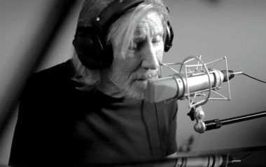 Ο Roger Waters σε νέα ηχογράφηση  -  «The Gunner’s Dream»