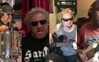 O Sammy Hagar αποκλεισμένος διασκευάζει AC/DC, Who, Bob Marley