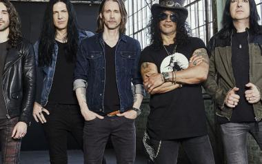 Slash ft. Myles Kennedy and The Conspirators - The River Is Rising 