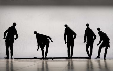 Εγκάρσιος Προσανατολισμός: Το νέο έργο του Δημήτρη Παπαϊωάννου, 6 λεπτά & 43 δευτερόλεπτα από το νέο σύμπαν