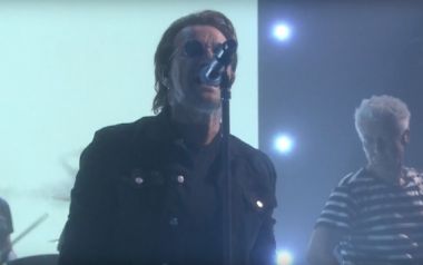 Οι U2 στον Jimmy Fallon τραγουδούν και μιλούν για το νέο τους άλμπουμ