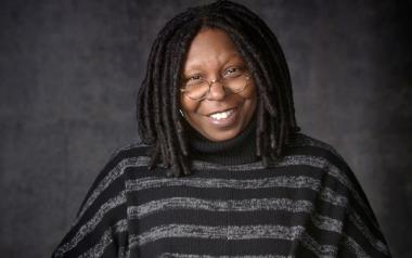 Whoopi Goldberg: Έχει λάβει Emmy, Grammy, Oscar και Tony... 