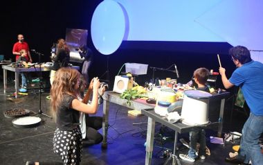 Οι μικροί ρεπόρτερ της Στέγης - Για εφήβους 12–16 ετών