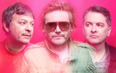 Μετά από 23 χρόνια ξανά στο Νο 1 της Αγγλίας οι Manic Street Preachers 