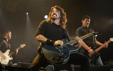 Η δύναμη του ροκ, οι Foo Fighters στο Glastonbury