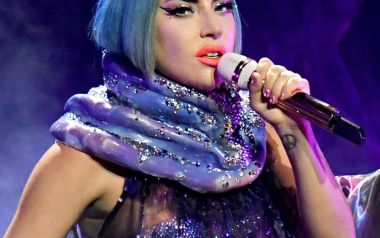 Ποια Lady Gaga σας αρέσει;