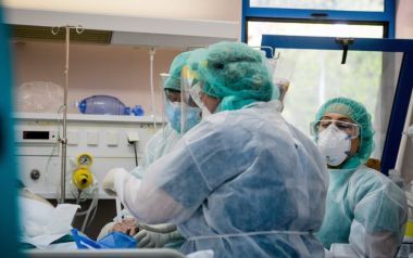 Ανατριχιαστικά τα στοιχεία για τον κορωνοϊό, πέθαναν 522, 40-64 ετών, 26, 18-39 και χθες 85 άνθρωποι 