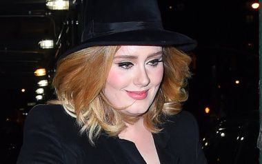 Το άλμπουμ "25" της Adele είναι το 20ο άλμπουμ που πούλησε 1 εκατομμύριο στις ΗΠΑ...