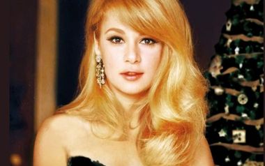 Αυτό είναι το πιο σπάνιο πορτρέτο της Αλίκης Βουγιουκλάκη