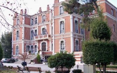 Βίλα Αλλατίνι, ένα κόσμημα με αβέβαιο μέλλον -Η βαριά ιστορία των Εβραίων της Θεσσαλονίκης...