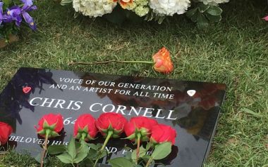 Αστέρια του ροκ στην κηδεία του Chris Cornell