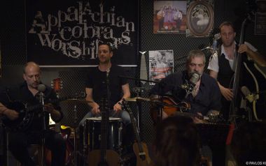 Οι Appalachian Cobra Worshipers μετά από μια σειρά συναυλιών σε απρόσμενα μέρη, φέρνουν τη folk americana στη Μικρή Σκηνή της Στέγης...