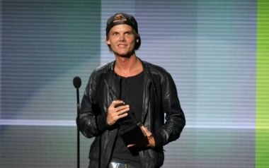 Αυτοκτονία ο θάνατος του Avicii