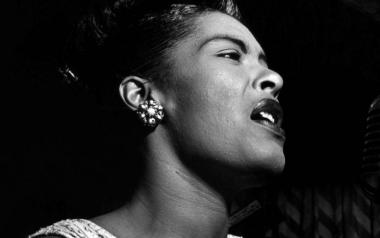 Η θερμοκρασία ανεβαίνει... η Billie Holiday μας δροσίζει