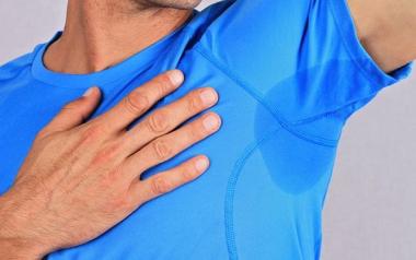 Υπεριδρωσία: Πού οφείλεται και τι μπορείτε να κάνετε