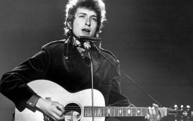 O Bob Dylan έγινε ο γηραιότερος τραγουδιστής με Νο 1 άλμπουμ στην Αγγλία