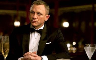 Ο Daniel Craig απορρίπτει 68 εκατομμύρια λίρες για να υποδυθεί ξανά τον Bond... 