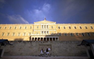 Προσπάθεια αναθεώρησης του Συντάγματος από ομάδα εργασίας υπό τον Γ. Κατρούγκαλο