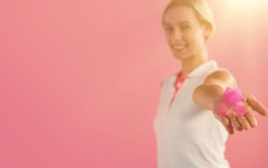 Βιταμίνη D: Σε ποια ποσότητα προστατεύει από τον καρκίνο του μαστού