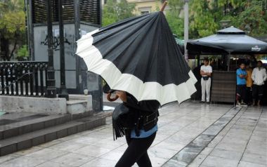 Μέχρι την Κυριακή με  βροχές και καταιγίδες σε αρκετές περιοχές