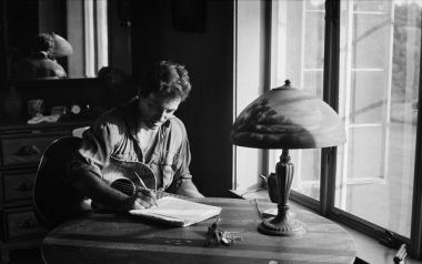 Θα μπορούσε να είχε γραφτεί για εμάς... 