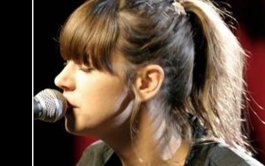 H Cat Power έπαιξε καινούργιο τραγούδι στην Κωνσταντινούπολη