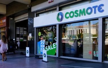 Χάκερς «χτύπησαν» την Cosmote 