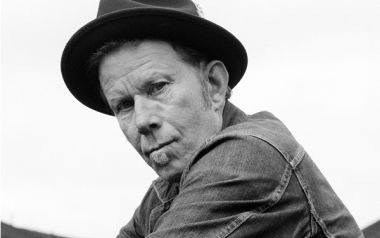 Respect yourself: σπάνια εμφάνιση του Tom Waits με Mavis Staples