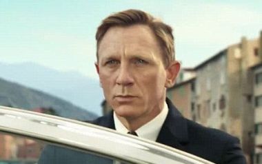 Ο Daniel Craig (James Bond) στην νέα διαφήμιση διάσημης μπύρας...