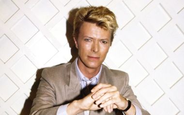 Διαβάστε τη συνέντευξη του DAVID BOWIE στην Karin Aderhold του βερολινέζικου περιοδικού tip το 1996....