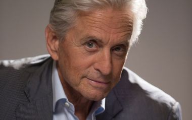 Ο Michael Douglas εμφανίζεται 30 χρόνια νεότερος στο νέο Ant-Man