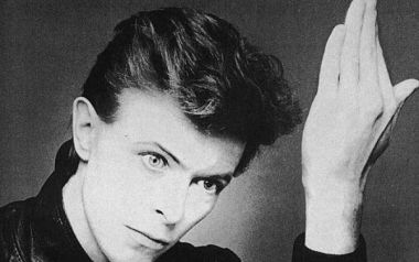 Πέρασαν 44 χρόνια - Heroes - David Bowie (1977)