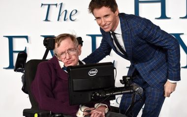 Έντι Ρέντμεϊν: O Στίβεν Χόκινγκ ήταν «ένα πραγματικά όμορφο μυαλό»  