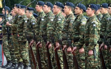 Αντιδράσεις για τον βασανισμό σκύλου από φαντάρους