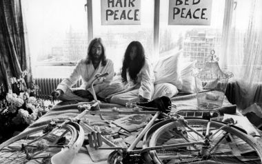 John and Yoko: Ένα από τα πολλά κρεβατώματα