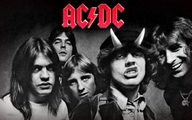 You Shook Me All Night Long-AC/DC