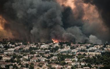 Εθνικό Αστεροσκοπείο: Γιατί πήρε διαστάσεις η φωτιά στη Βαρυμπόμπη