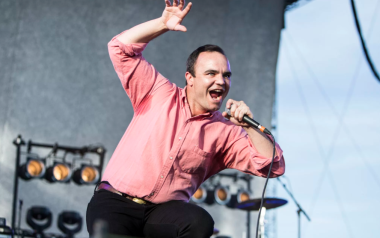 Future Islands - "Moonlight"
