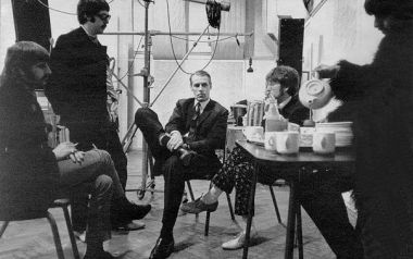 Ο George Martin μετέφερε την αγάπη του για την κλασική μουσική στους Beatles