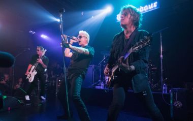 O Johnny Depp έπαιξε με τους Stone Temple Pilots