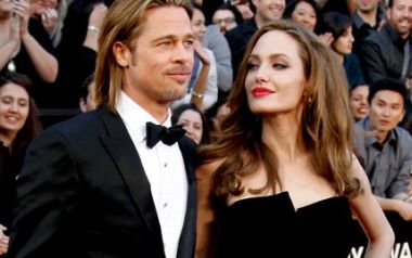 Παντρεύτηκαν Angelina Jolie-Brad Pitt